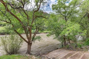 Image of Comfort Inn & Suites Glenwood Springs On The River