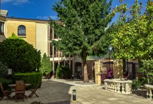 Image of Au Grand Hôtel de Sarlat - Pavillon de SELVES