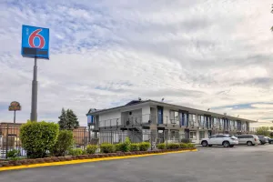 Image of Motel 6-Oshkosh, WI