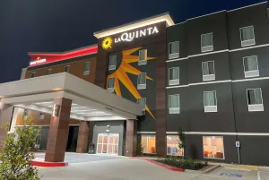 Image of La Quinta Inn & Suites by Wyndham Sulphur Lake Charles