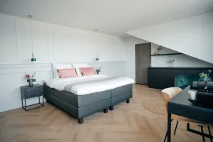 Image of MyHotel Steenwijk - Giethoorn