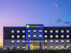 Image of Holiday Inn Express & Suites - Watertown by IHG