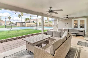 Image of Pool, Hot Tub and Home Gym Luxe Mesa Retreat