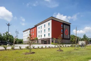 Image of Studio 6 Gonzales, LA Baton Rouge Geismar Prairieville I 10