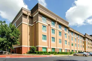 Image of Comfort Suites Bentonville - Rogers