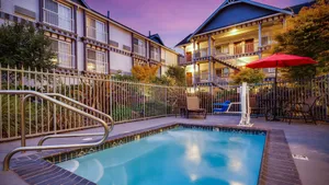 Image of Best Western Plus Bayshore Inn