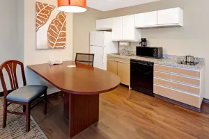 Image of MainStay Suites Chicago Schaumburg