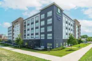 Image of Holiday Inn Express & Suites - Mall of America - MSP Airport by IHG