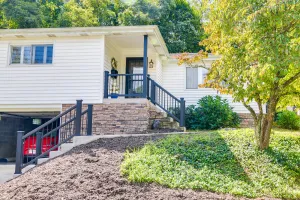 Image of Luxurious Morgantown Retreat w/ Stunning Views!