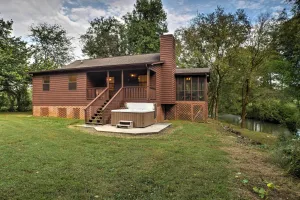Image of Creekfront Cabin Near Chattanooga with Hot Tub!