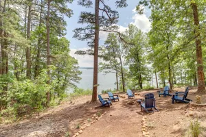 Image of Edgemont Waterfront Cabin Rental with Beach Access!
