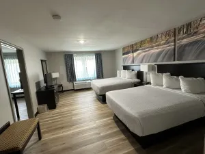 Image of Days Inn and Suites by Wyndham Sikeston