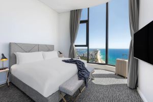 Image of Meriton Suites Surfers Paradise