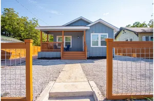 Image of Spectacular Brand New 4BR2.5BA Near DT Riverwalk