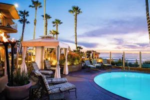Image of Pacific Terrace Hotel