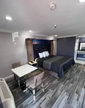 Image of Paradise Inn