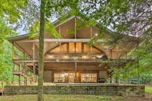 Image of Lakefront Hideaway in Scranton Spacious Deck