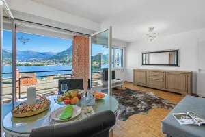 Image of Paradiso Lake View - Happy Rentals