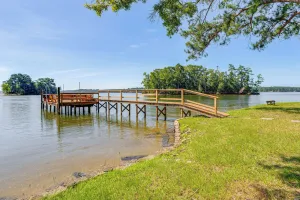 Image of Lake Wateree Retreat: Dock & Screened Porch!