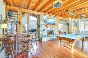 Image of 4 Mi to Danbury: Apt w/ Indoor Pool Access