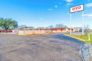 Image of Capital O Hotel Beeville -US 181