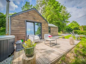 Image of Holiday Home in Ferrieres With Garden