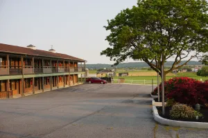 Image of Harvest Drive Family Inn - Renovated Rooms
