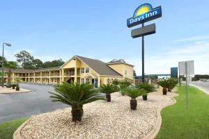 Image of Days Inn by Wyndham Alma