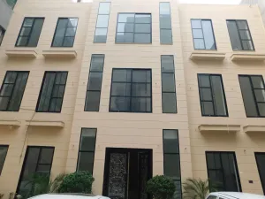 Image of Empire Hotel