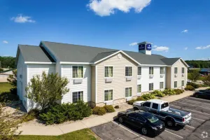 Image of Evansville inn and suites