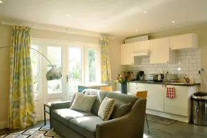 Image of Trinidad, 45 School Road, Coach House