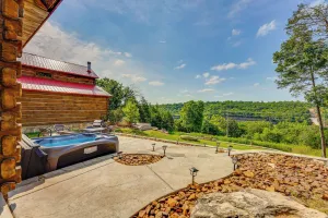 Image of Scenic 'antler's Lodge' Cabin w/ Grill in Branson!