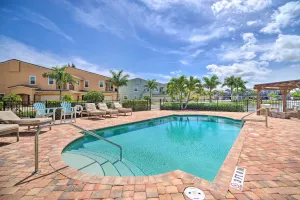 Image of Upscale Florida Townhome - 1/2 Mi to Beach!