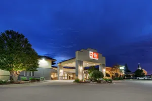 Image of Best Western Plus Dubuque Hotel and Conference Center