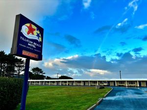 Image of Tillicum Beach Motel - Formerly Deane's Oceanfront Lodge