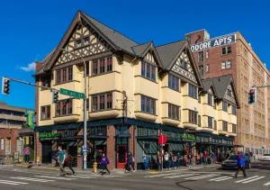 Image of College Inn Hotel