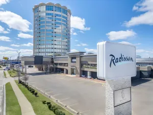 Image of Radisson Hotel Southfield-Detroit