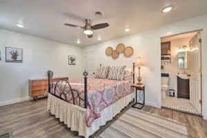Image of Boho Mountain Home Escape, Walk to Marina!