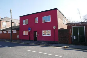 Image of Immaculate 12-bed House Good Amenities in Wigan