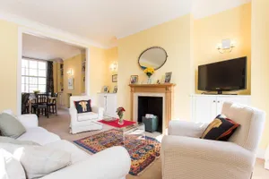 Image of JOIVY Luxurious 2BR flat in Pimlico, near Warwick sq