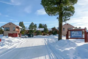 Image of Cozy Pagosa Condo Stunning Mountain and Lake Views!