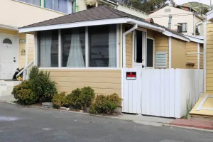 Image of Walk to Beach and Main St Catalina Island Cottage!
