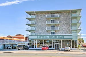 Image of Oceanfront building with studio
