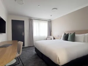 Image of The Phoenix Artesian Spa Resort and Accommodation