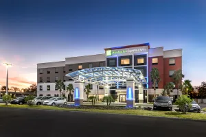 Image of Holiday Inn Express & Suites Lakeland South by IHG