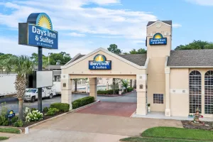 Image of Days Inn by Wyndham Nacogdoches/SFA University/Downtown