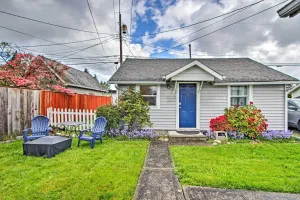 Image of Lovely Tacoma Cottage with Fire Pit, Near Dtwn!