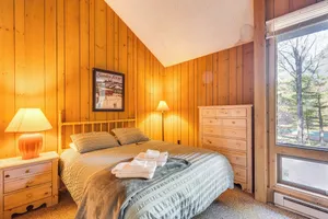 Image of Half Mile to Ski Slopes Conway Condo with Hot Tub!