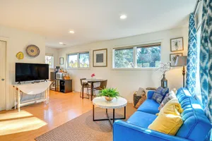 Image of Walk to Willamette River: Studio in West Linn