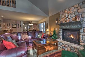 Image of Spacious Estes Park Home on Big Thompson River!